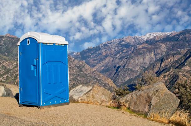 Best Portable toilet rental cost  in Hartford, WI